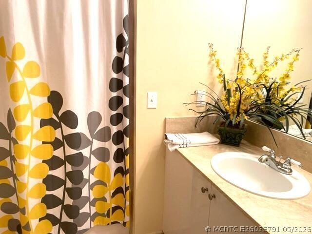 625 Casa Loma Blvd Unit Lower Penthouse 9  Unit 1