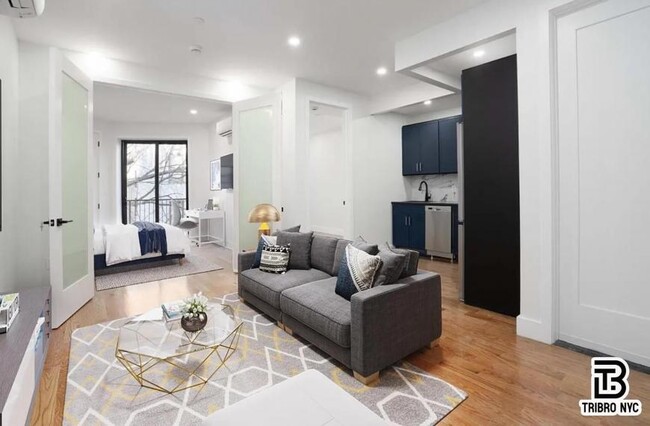 Building Photo - 2 bedroom in BROOKLYN NY 11211 Unit 2R Rental