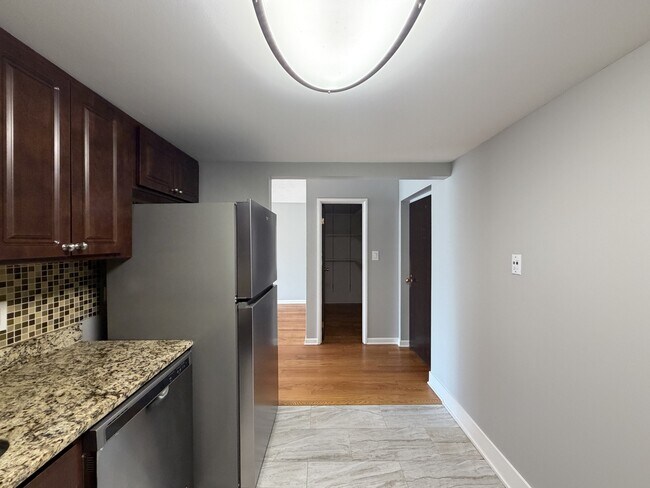 Photo - 525 N Quentin Rd Unit 612