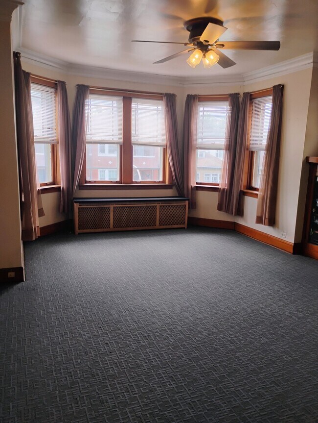 Photo - 6727 S Maplewood Ave Unit 2