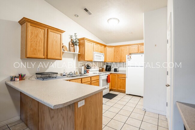 Photo - 1969 N Canyon Rd