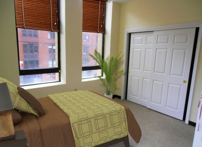 Essex Apartments, 81