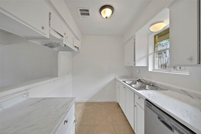 10006 Neuens Rd Unit 1
