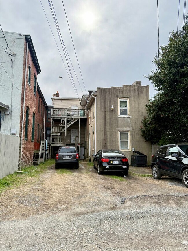Photo - Spacious 3 bed 1 bath Near VCU, own laundry, deck, parking, porch Unit C #3