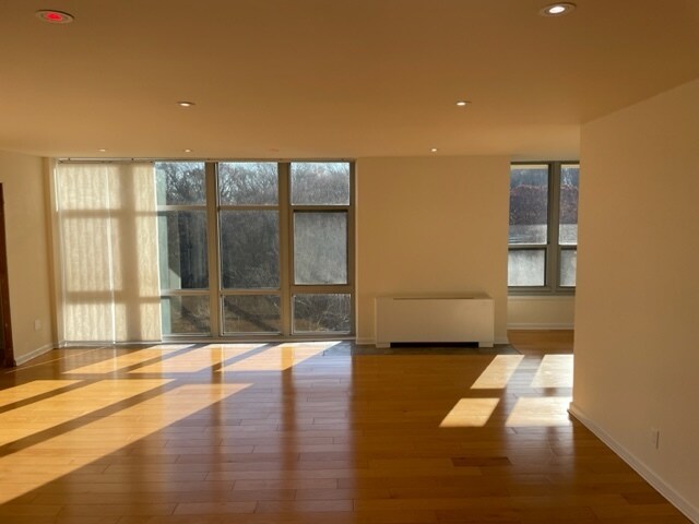 living room - 3600 Conshohocken Ave Unit 705