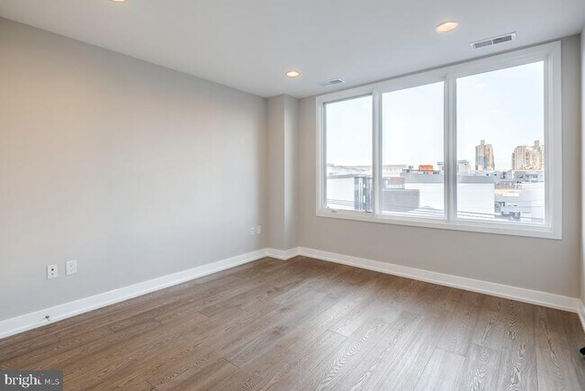 Photo - 820 N 3rd St Apartment Unit 301