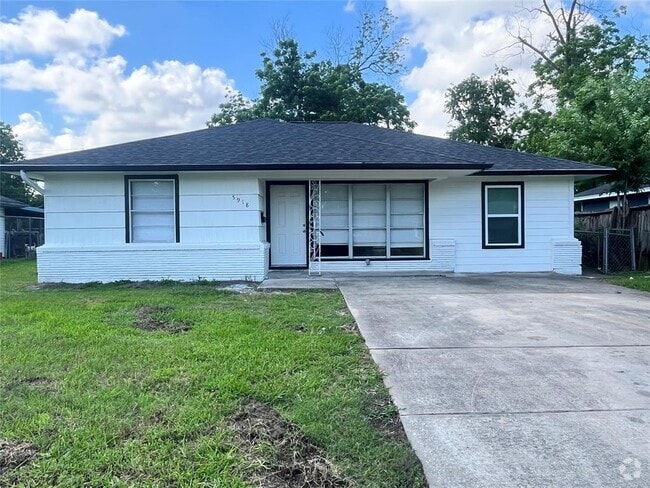 Building Photo - 5918 Longmeadow St Rental