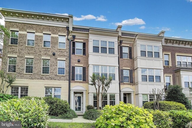 Building Photo - 508 Rampart Way Rental