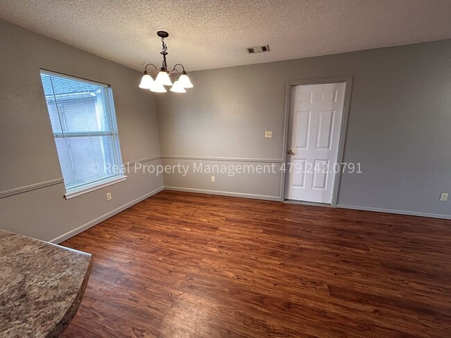 Photo - 80 Grand View Dr