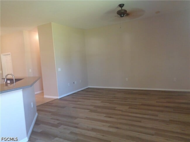 Building Photo - 2463 Nature Pointe Loop