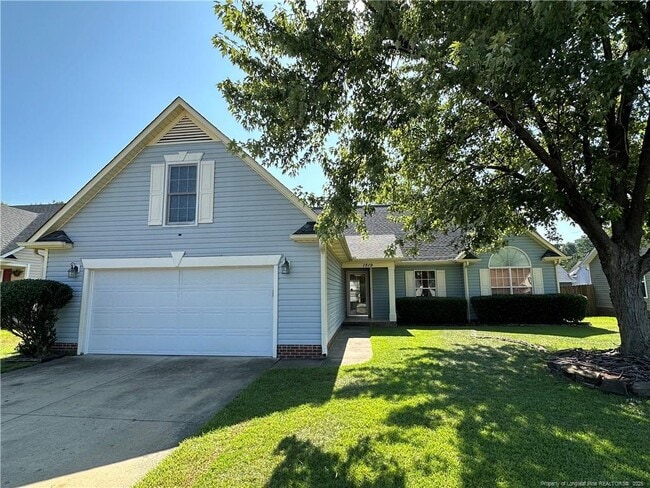 Building Photo - 1519 Pinebrook Dr Rental