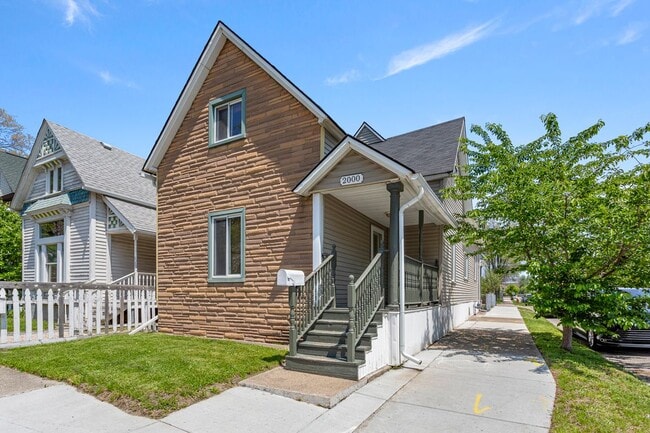 Photo - 2000 Wabash St Casa