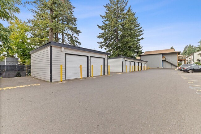 Photo - Treecrest 162nd