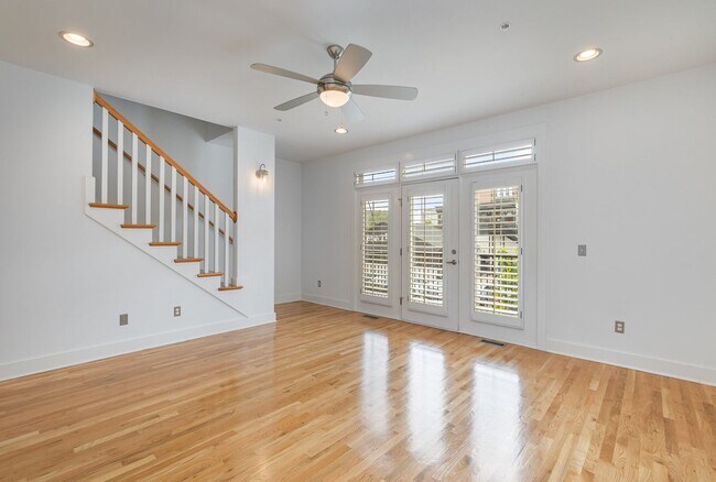 Photo - Germantown Beauty!