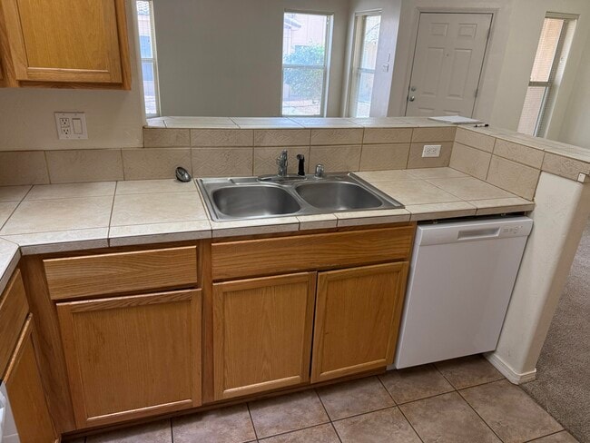 Photo - 3059 Southern Blvd SE