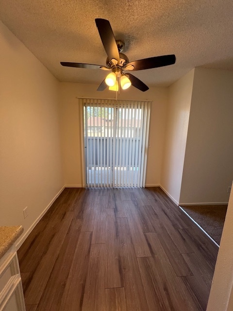 Dining room - Lindsay Apartments