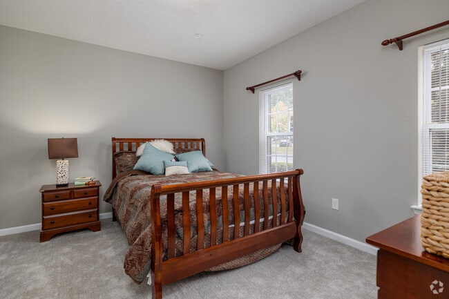 2BR, 2BA - 1,173SF - Master Bedroom