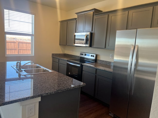 Photo - 6050 Amerifax Dr