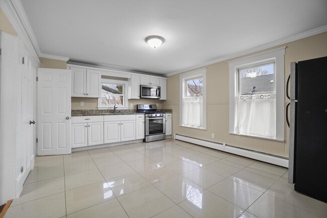 Photo - 119 Andover St Unit 2