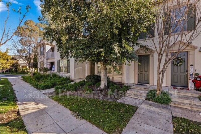 Building Photo - 24136 Victoria Ln