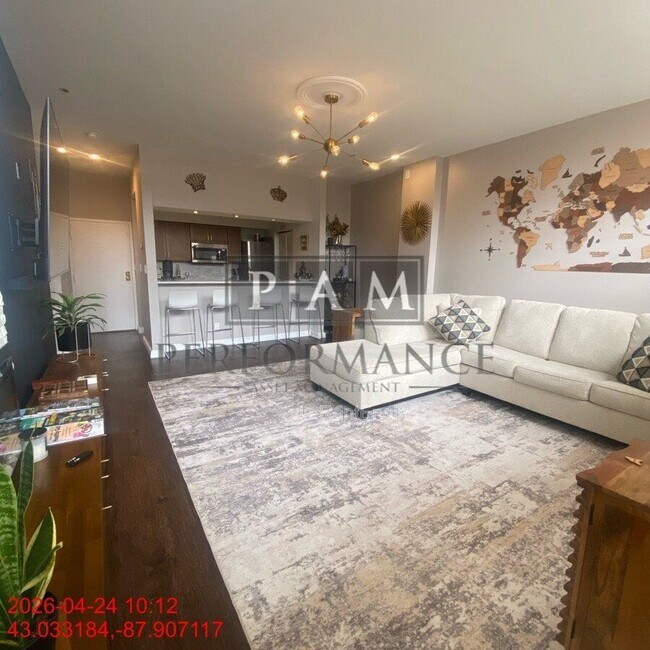 Photo - 234 N Broadway