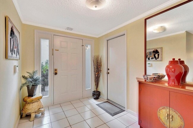 Photo - 16050 W Bay Dr Unit 151