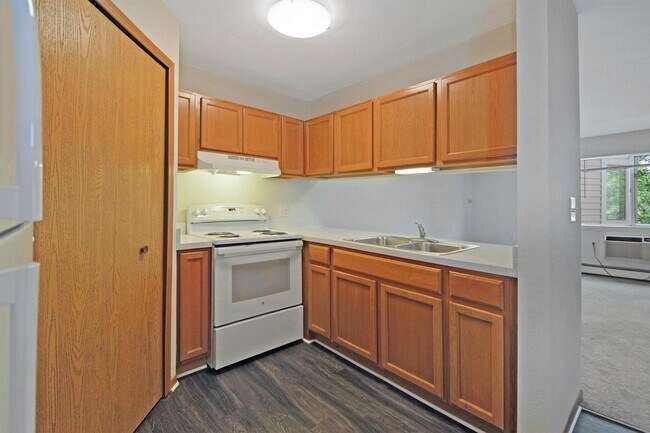 Photo - Parkside of Livonia Senior Apartments