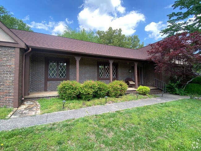 Building Photo - Heather Hills Retreat Rental