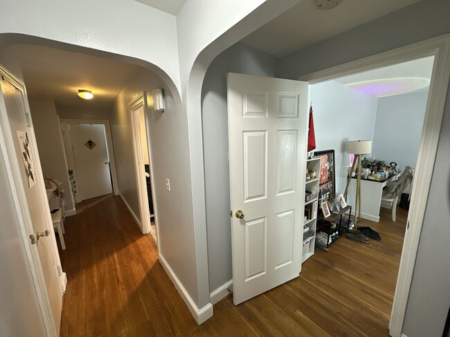 Photo - 491 Lynn St Unit 1