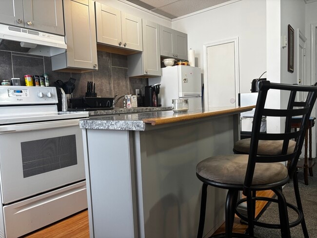 Photo - 671 E Market St Unit E Market Apt 101