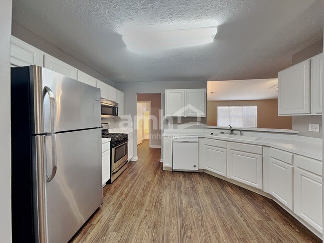 Photo - 4607 Noah Overlook E