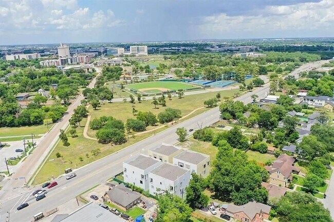 Photo - 4722 Old Spanish Trl Unidad B301