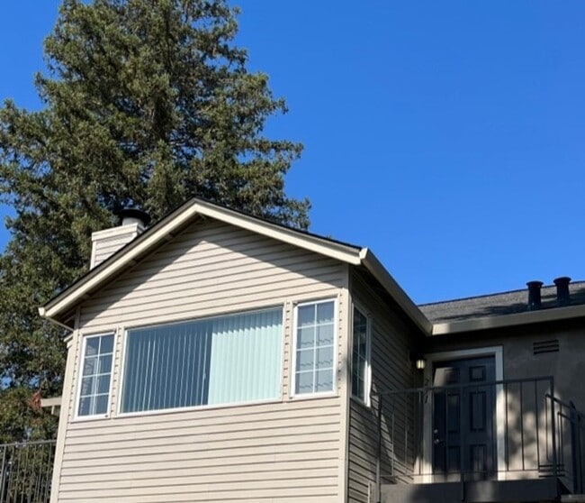 Photo - Carmel Woods Apartments