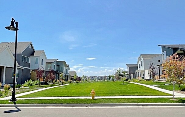 Photo - 5919 Denys Dr.