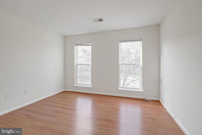 Photo - 103 Whiskey Creek Cir