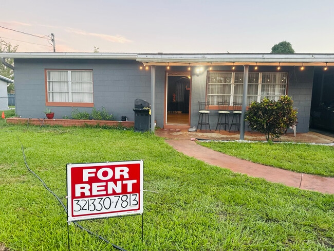 Building Photo - 650 W Tropicana Ct Rental