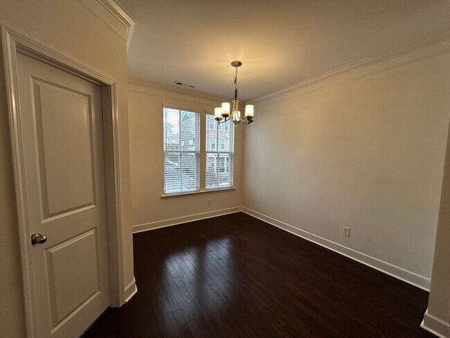 Photo - 139 Burkitt Commons Ave