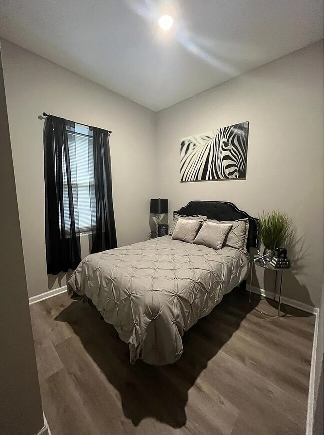 Photo - 456 Avon Ave