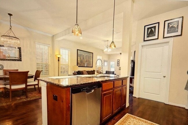 Photo - 3108 Hereford Dr