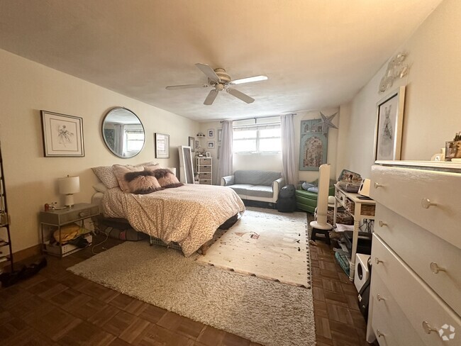Building Photo - 55 Prince St Unit G1 Rental