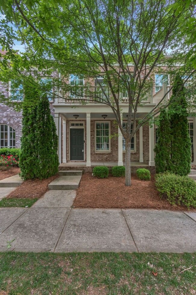 Charming Townhome in the Heart of Berry Fa... - Charming Townhome in the Heart of Berry Fa...