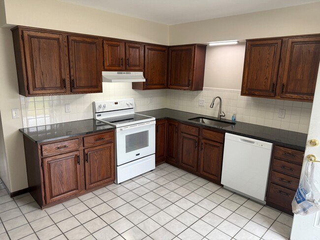 Photo - 3404 Ridgewood Dr