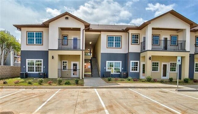 13609 Pinnacle Cir W Unit 1205
