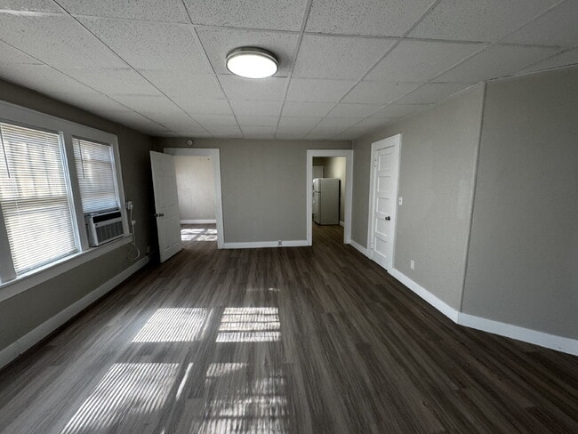 Photo - Beautiful Duplex Conveniently Located In Between Downtown Lubbock & Texas Tech Campus!