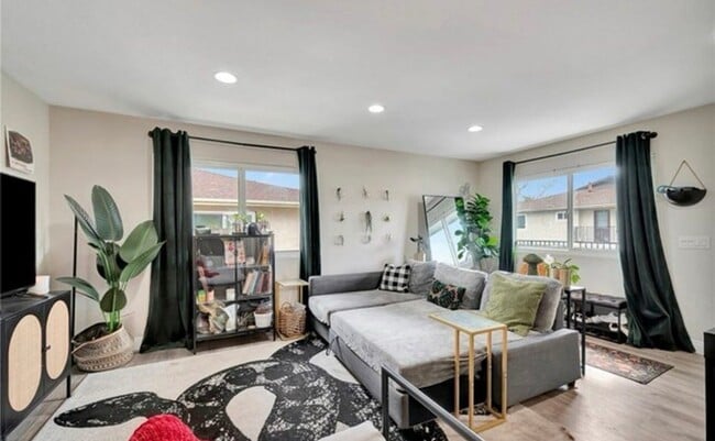 Photo - 12115 Wintergreen Dr Unit 4