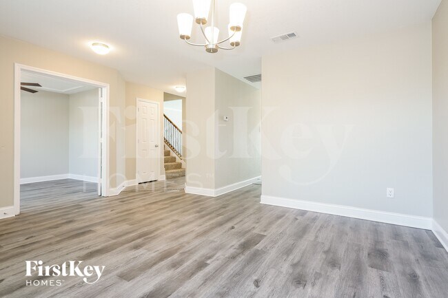 Photo - 101 Sycamore Cir