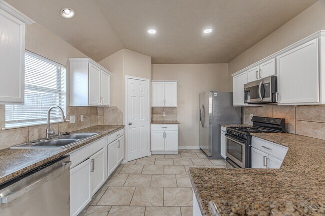 Photo - 3619 Fiorella Way