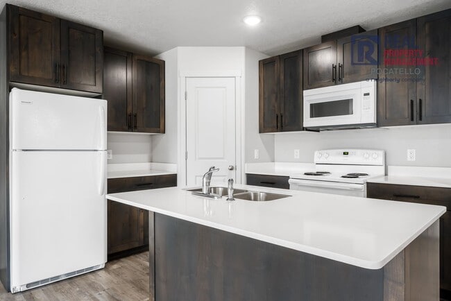 Photo - 1813 W Quinn Rd Unit #D