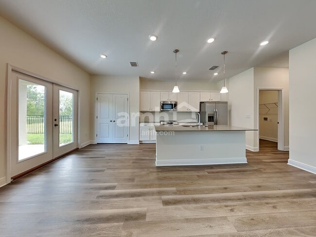 Photo - 27178 St Andrews Ave