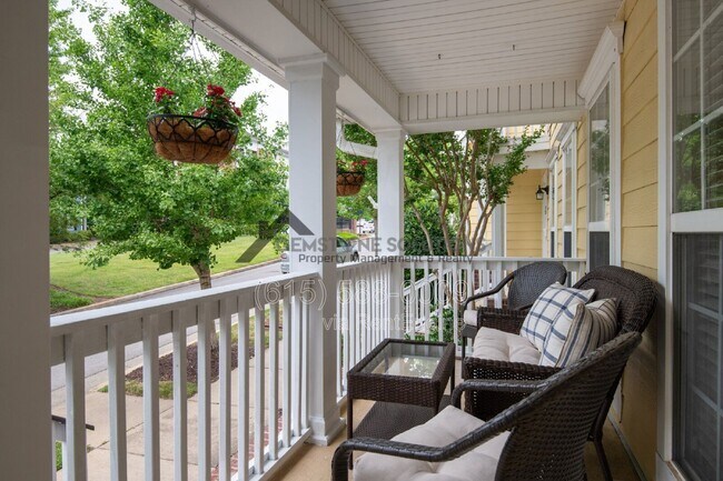 Photo - 7111 Lenox Village Dr